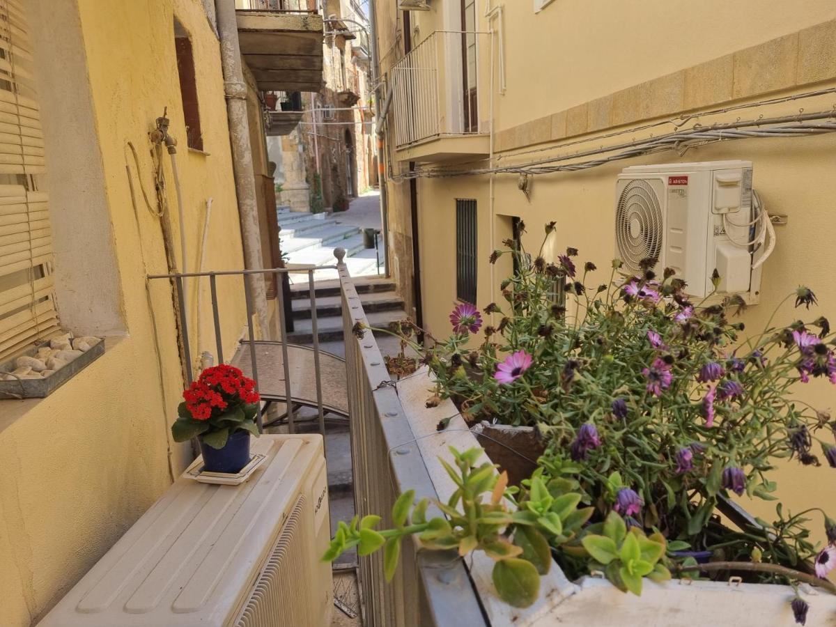 La Scalinata Home Apartment Caltagirone Exteriér fotografie